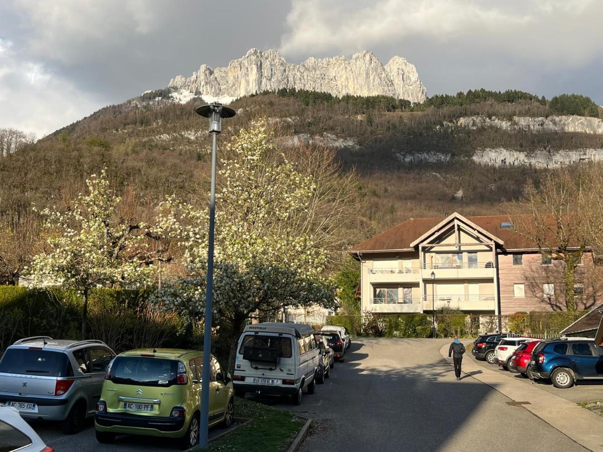 Entre Lac D'Annecy Et Montagnes, Golf Et Parapente A Pieds Талуар Екстериор снимка