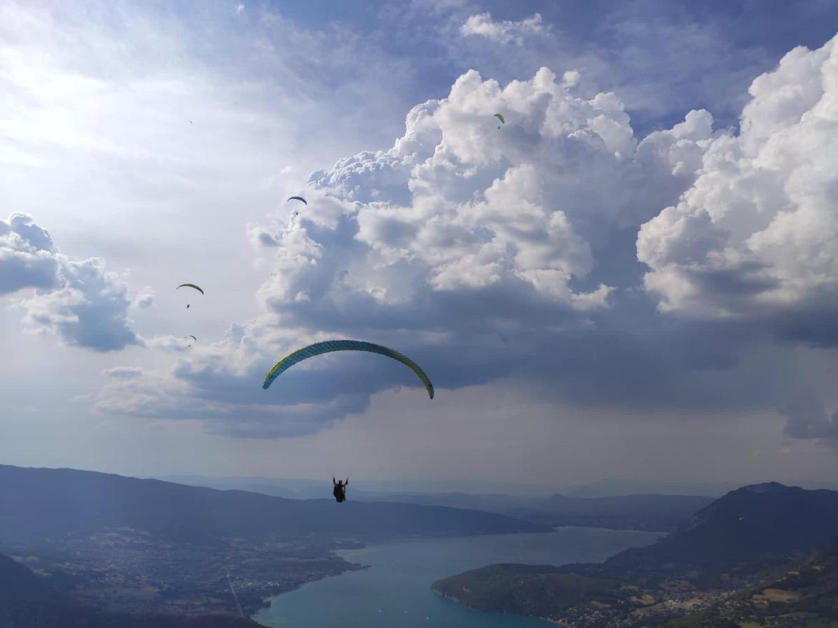 Entre Lac D'Annecy Et Montagnes, Golf Et Parapente A Pieds Талуар Екстериор снимка
